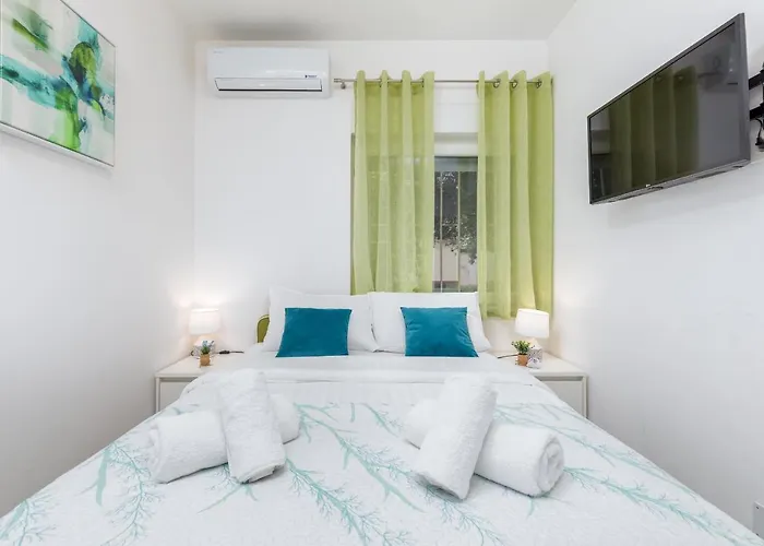 아파트 Marine Lux 풀라