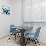 Marine Lux Apartment